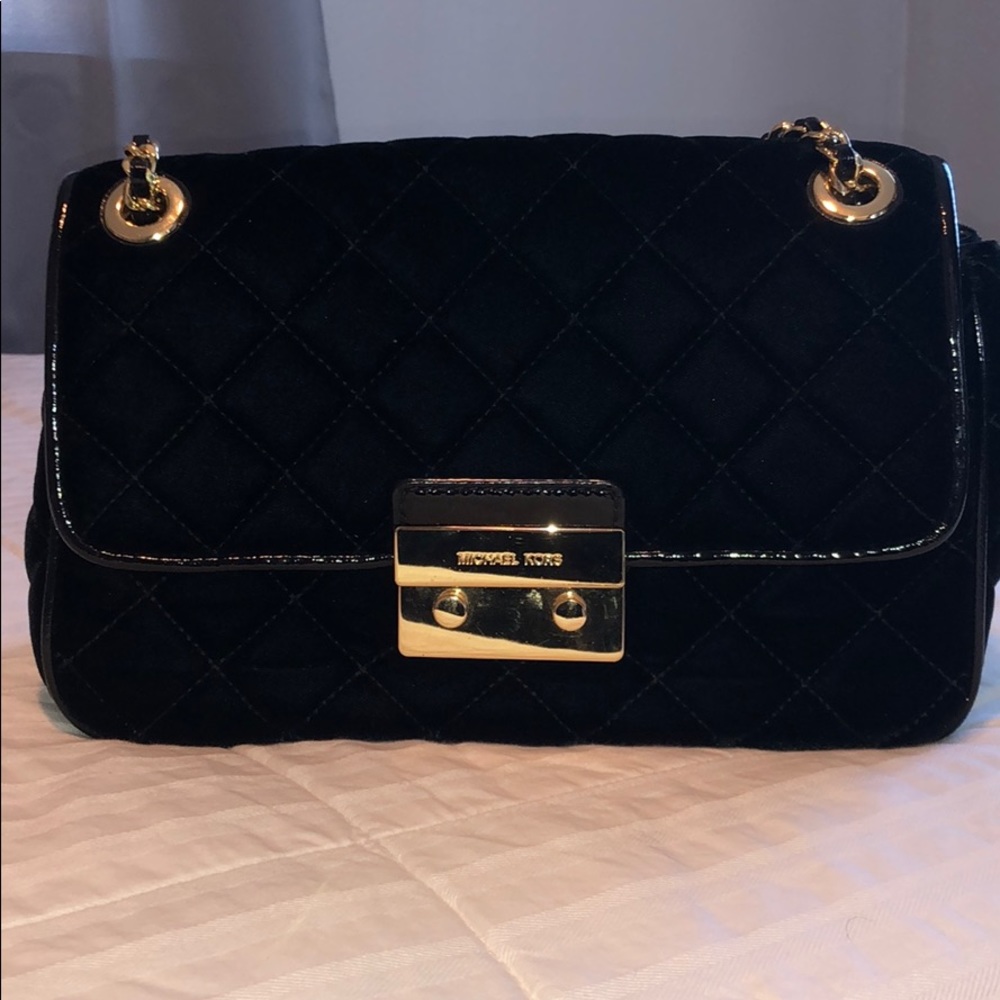 Michael kors shoulder bag (Black velvet)